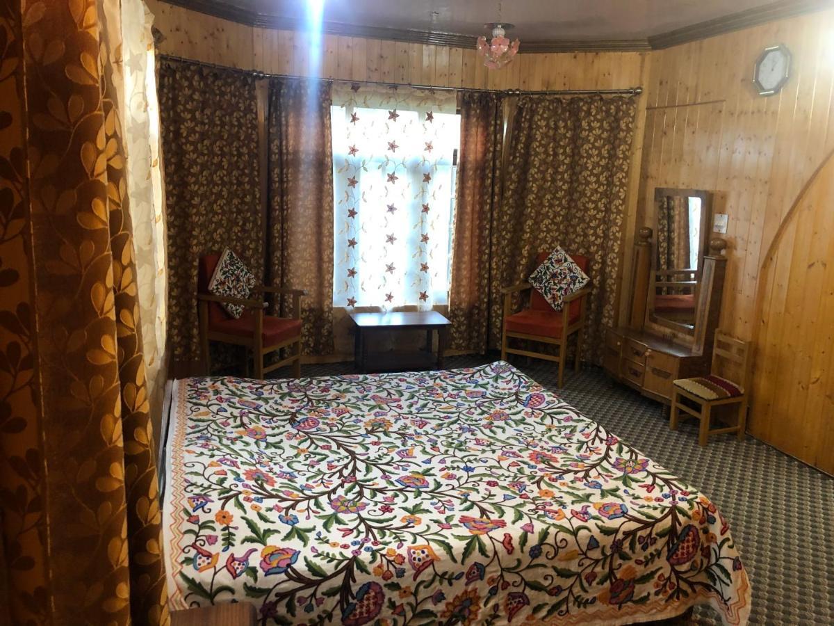 Dilaram Guest House Srinagar  Exterior photo